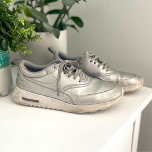 Nike Air Max Thea SE 8.5 Silver